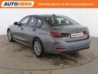 Usado BMW 320e Sport Line 204 CV (150 kW) 2024 Gris / plata Berlina