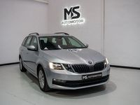 Usado Skoda Octavia Style 115 CV (84 kW) 2019 Gris / plata Familiar