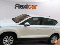 Begagnad Seat Ateca Reference 110 HK (80 kW) 2023 Vit SUV