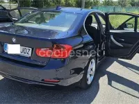 Usado BMW 318 143 CV (105 kW) 2015 Azul Berlina