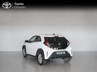 Usado Toyota Aygo X Play 72 CV (52 kW) 2024 Blanco SUV