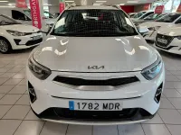 Usado Kia Stonic 84 CV (61 kW) 2023 Blanco SUV