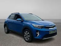 Usado Kia Stonic 101 CV (74 kW) 2025 Negro SUV