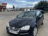 Usado VW Jetta Advance 105 CV (77 kW) 2007 Negro Berlina