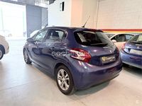 Usado Peugeot 208 Allure 92 CV (67 kW) 2013 Azul Utilitario