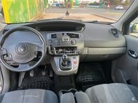 Begagnad Renault Scénic II Dynamique 105 HK (77 kW) 2005 Vit Minibuss
