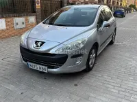 Usado Peugeot 308 Business-Line 92 CV (67 kW) 2011 Gris / plata Berlina