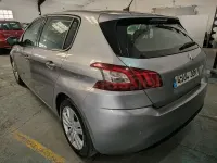 Usado Peugeot 308 Allure 120 HP (88 kW) 2016 Cinzento Sedan