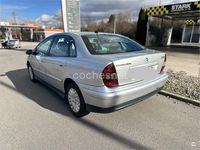 Usado Citroën C5 110 CV (80 kW) 2002 Gris / plata Berlina
