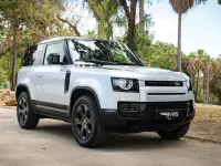 Usado Land Rover Defender SE 200 CV (147 kW) 2020 Plateado SUV