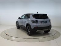 Usado Jeep Avenger Summit 100 CV (73 kW) 2025 Gris / plata SUV
