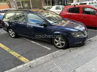 Usado VW Passat Advance 105 CV (77 kW) 2013 Azul Familiar