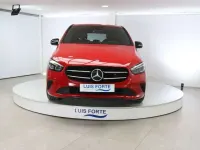 Usado Mercedes B200 150 CV (110 kW) 2019 Rojo Utilitario