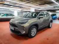 Usado Toyota Yaris Cross Active 116 CV (85 kW) 2024 Gris / plata SUV