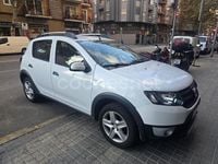 Usado Dacia Sandero Stepway 90 CV (66 kW) 2016 Blanco Berlina