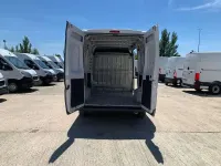 Usado Peugeot Boxer S 139 CV (102 kW) 2022 Blanco Van