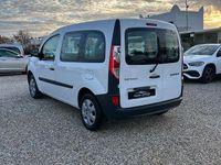 Usado Renault Kangoo 95 CV (69 kW) 2021 Blanco Familiar
