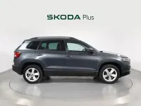Usado Skoda Karoq Ambition 115 CV (84 kW) 2021 Gris SUV