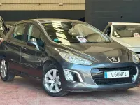 Usado Peugeot 308 Active 120 CV (88 kW) 2012 Gris / plata Berlina