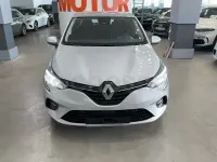 Usado Renault Clio V Techno 140 CV (102 kW) 2021 Gris / plata Berlina