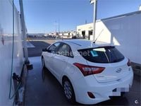 Usado Hyundai i30 90 CV (66 kW) 2014 Blanco Berlina
