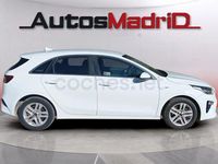 Usado Kia Ceed 120 CV (88 kW) 2021 Blanco Utilitario