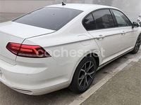 Usado VW Passat Advance 120 CV (88 kW) 2015 Blanco Berlina