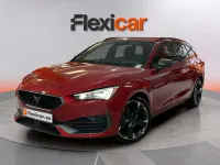 Usado Cupra Leon 150 CV (110 kW) 2023 Rojo Familiar