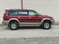 Usado Mitsubishi Montero Sport 99 CV (72 kW) 2000 Granate SUV