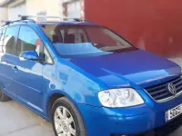 Usado VW Touran 101 CV (74 kW) 2003 Azul Monovolumen