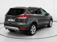 Usado Ford Kuga Trend 150 CV (110 kW) 2016 Gris SUV