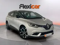 Usado Renault Grand Scénic Zen 140 CV (102 kW) 2021 Gris Monovolumen
