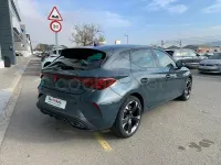 Usado Cupra Leon 150 CV (110 kW) 2025 Azul Berlina