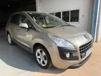 Usado Peugeot 3008 Active 115 CV (84 kW) 2013 Beige Familiar