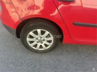 Usado VW Golf IV Sportline 105 CV (77 kW) 2004 Rojo Berlina