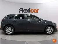 Usado Kia Ceed 136 CV (100 kW) 2023 Gris Utilitario