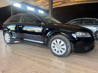 Usado Audi A3 Attraction 102 CV (75 kW) 2007 Negro Utilitario