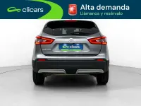 Usado Nissan Qashqai N-TEC 140 CV (102 kW) 2020 Gris / plata SUV