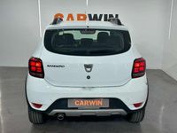 Usado Dacia Sandero Comfort 95 CV (69 kW) 2020 Blanco Utilitario
