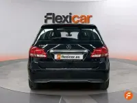 Usado Mercedes B180 122 CV (89 kW) 2017 Negro Monovolumen