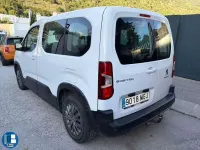 Usado Peugeot Rifter Active 100 kW (136 CV) 2023 Blanco Monovolumen