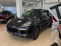 Usado Porsche Cayenne Platinum Edition 262 CV (192 kW) 2017 Violeta / lila SUV