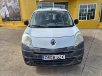 Usado Renault Kangoo Expression 86 CV (63 kW) 2010 Blanco Familiar
