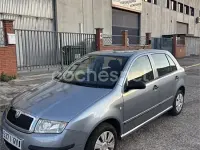 Usado Skoda Fabia 64 CV (47 kW) 2005 Azul Berlina