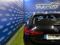 Usado Mercedes C220 200 CV (147 kW) 2022 Negro Familiar