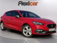 Usado Seat Leon FR 204 CV (150 kW) 2023 Rojo Utilitario