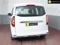 Usado Renault Kangoo Edition One 95 CV (69 kW) 2021 Blanco Monovolumen