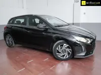 Usado Hyundai i20 101 CV (74 kW) 2024 Negro Utilitario