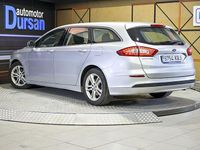 Usado Ford Mondeo Trend 121 CV (88 kW) 2017 Gris Familiar