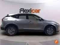 Usado Nissan Qashqai Acenta 158 CV (116 kW) 2021 Gris SUV